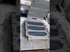 उच्च स्थिरता के लिए यूवी और गर्मी प्रतिरोधी विरोधी फिसलन रबर पैर पैड