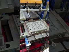 काले सिलिकॉन रबर प्लग और एंड कैप के साथ अनुकूलित सिलिकॉन रबर एक्सेसरीज़